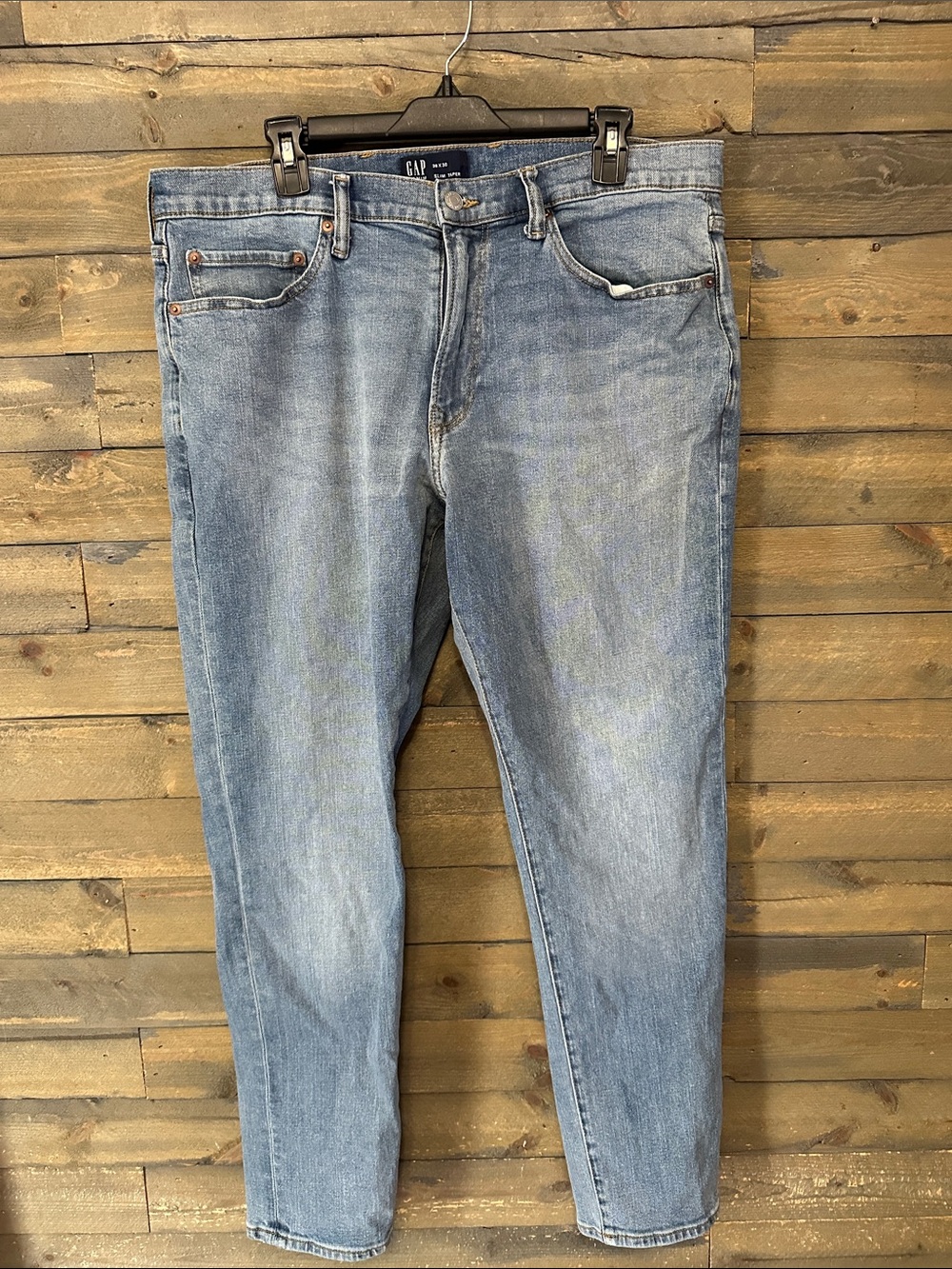 GAP Slim Straight Jeans in Light Blue Wash